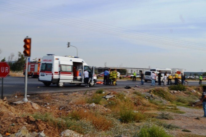 Motosiklet İle Otomobilin Çarpıştığı Kazada Karı-koca Hayatını Kaybetti