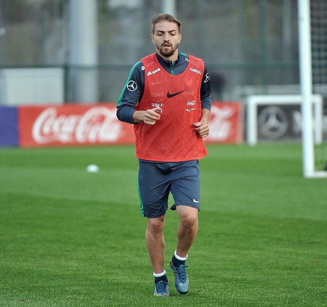 Caner Erkin Yeniden Milli Takımda