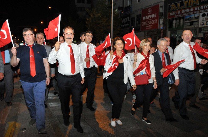 Gazi Şehirden ‘’15 Temmuz Dayanışma Kampanyası’’na Anlamlı Bağış