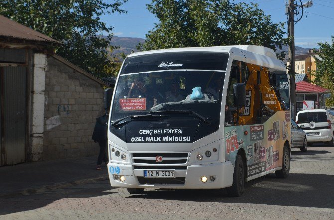 Servis Şoförlerinden Öğrencilere Destek