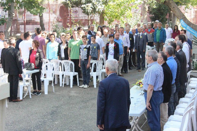 Yetiştirme Yurdu Öğrencileri Ve Mezunları Pilav Gününde Buluştu