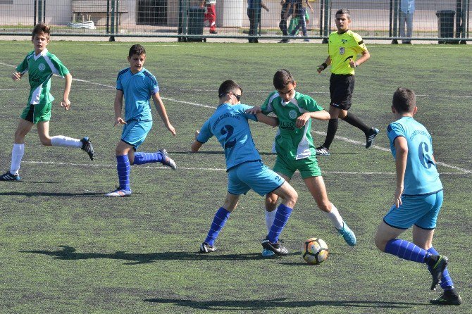 Yıldırım Belediyespor Zirvede Tek Başına