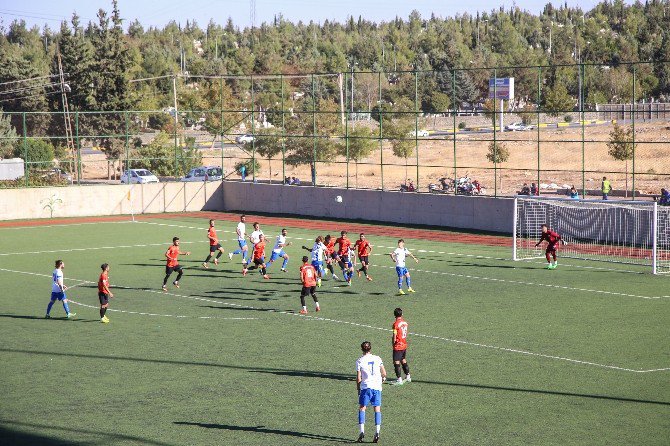 Şehitkamil Belediyespor Malatya’yı Eli Boş Gönderdi