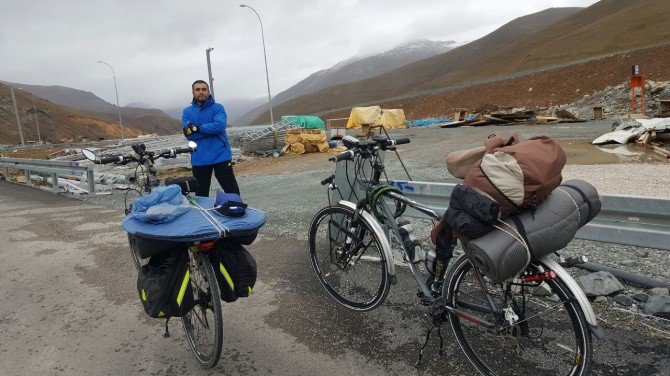 Darbe Girişimini Protesto İçin Pedal Çeviren Gençler Giresun’a Ulaştı