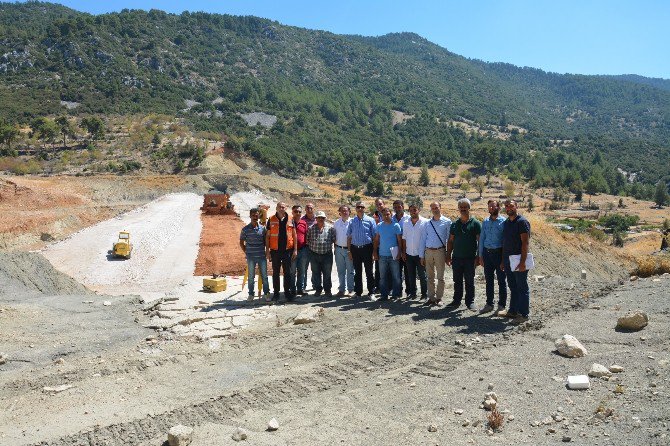 Coşkun, Kaş İkizce Barajı Ve Sulama İnşaatını İnceledi