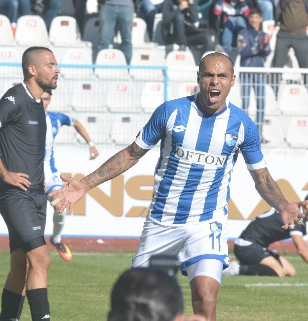 Bb Erzurumspor’da Nazilli Galibiyeti Sevinci