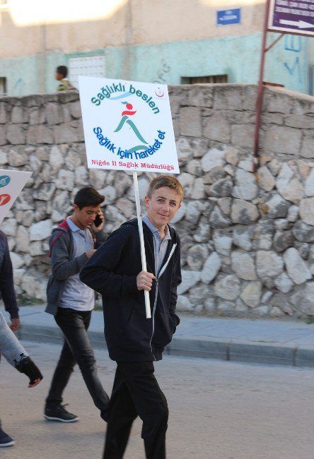 Niğde’de Sağlıklı Yaşam Yürüyüşü