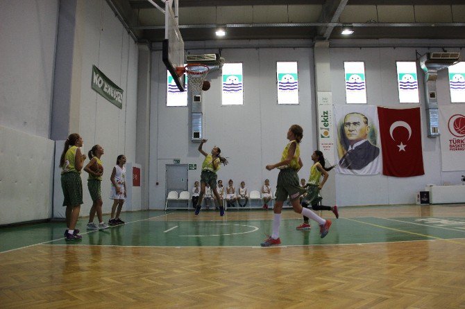 Foça Da Basketbol Altyapı Hamlesi