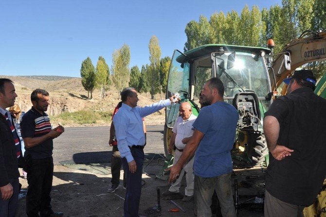 Başkan Tutal, Asfalt Çalışmalarını Yerinde İnceledi