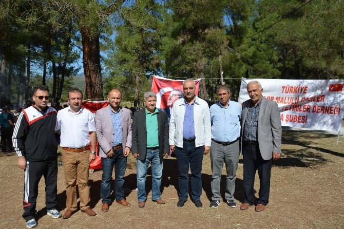 Şehit Ve Gazi Aileleri Orhaneli’nde Buluştu