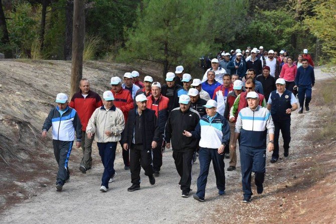 Sağlıklı Yaşam İçin “Her Gün 10 Bin Adım” Yürüyüşü