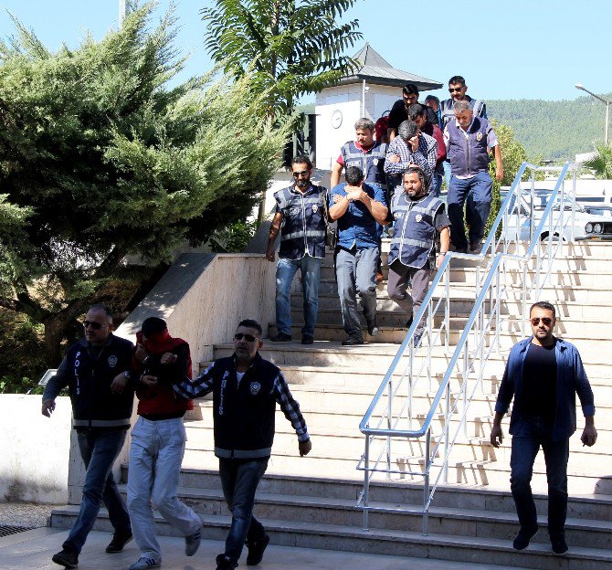 Bakır Kablo Çetesi Tutuklandı