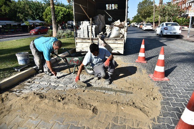 Alanya Atatürk Caddesi Triatlon İçin Hazırlanıyor