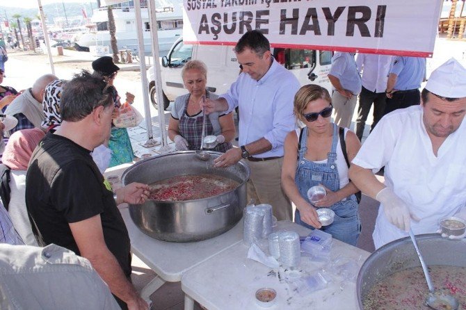 Ayvalık Belediyesi’nden Muharrem Ayı Nedeniyle, Geleneksel Aşure İkramı