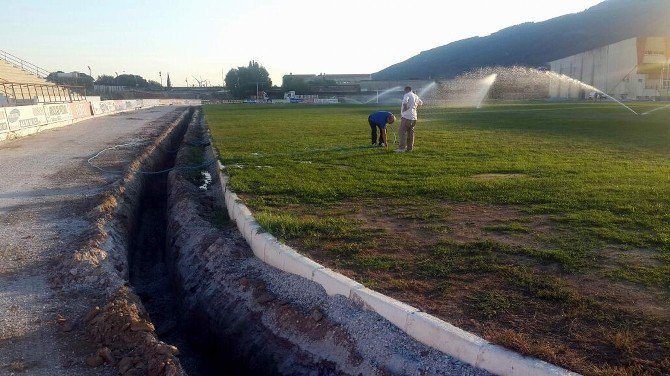 Söke İlçe Stadı Gün Sayıyor