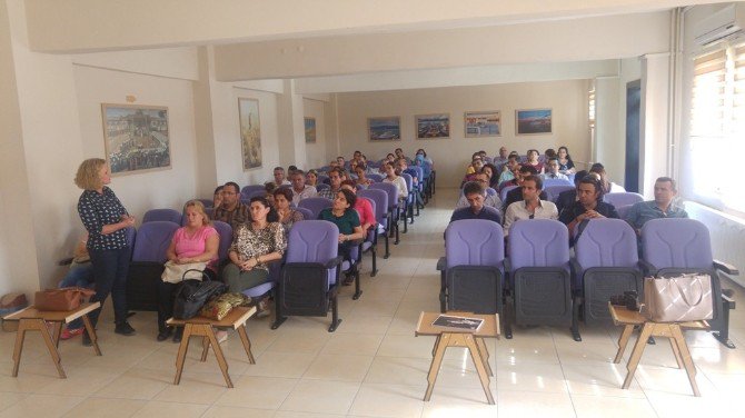 Burhaniye’de Branş Öğretmenleri İçin Seminer