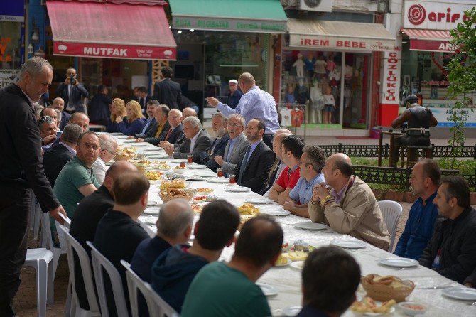 Orta Çarşı Esnafından Başkan Çamyar’a Teşekkür