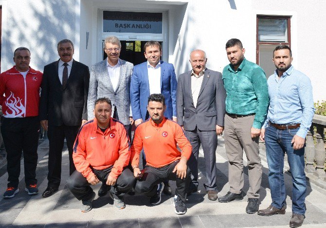 Güreş Federasyonu Başkan Adayı Enis Erdemden Kayseri Şeker’e Ziyaret