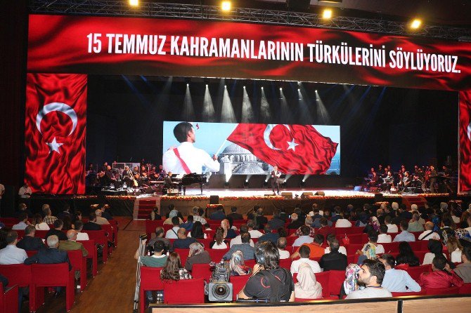 Çadırkent Korosundan 15 Temmuz Şehitleri Anısına Konser