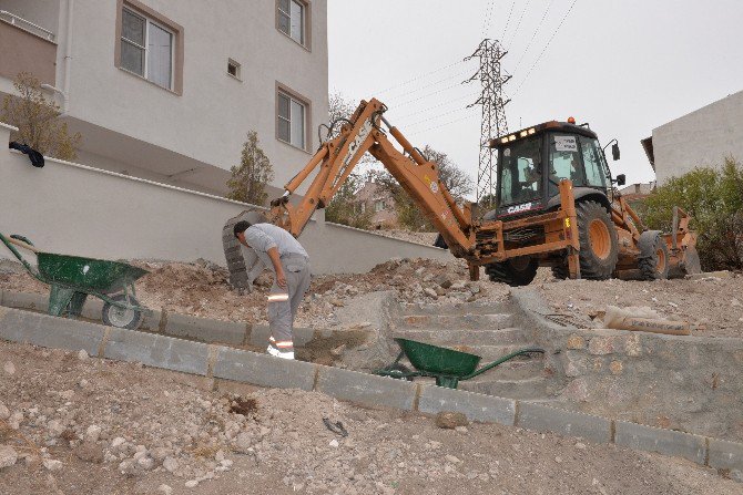 Altıeylül Şantiyeye Döndü