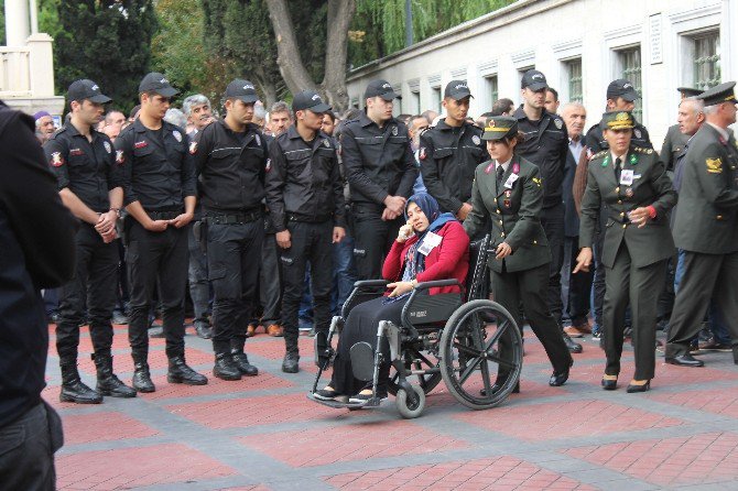 Üsteğmen Murat Ataş Son Yolculuğuna Uğurlanıyor