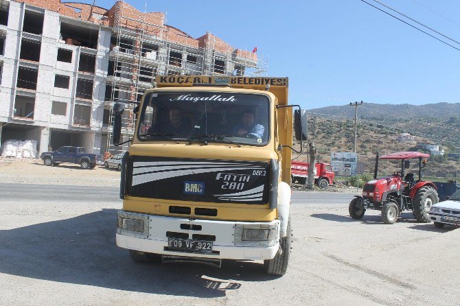 Koçarlı’da Yol Yapım Çalışmaları Sürüyor