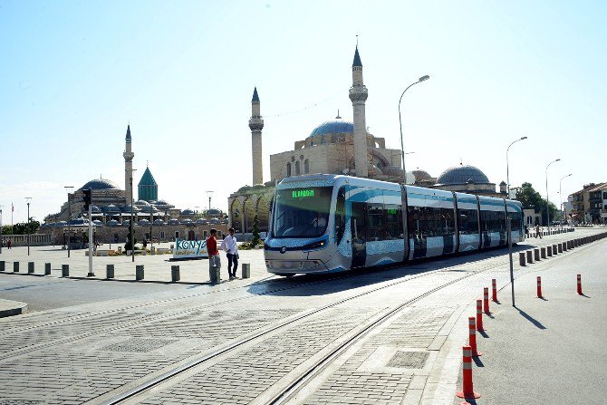 Konya’ya Üniversiteyi Yeni Kazanan Öğrencilere Ulaşım 7 Gün Ücretsiz