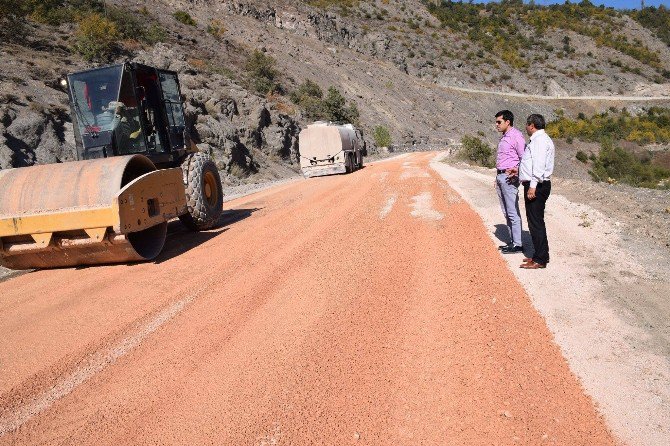 Reşadiye Tozanlı Grup Yolu 1 Milyon 207 Bin Tl’ye Mal Oldu