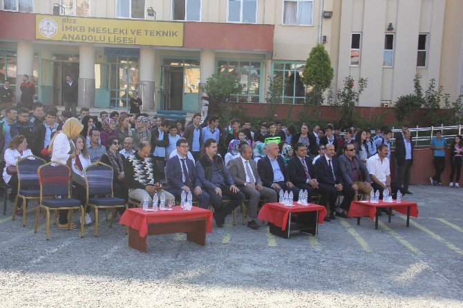 Rize’de İlginç Açılış