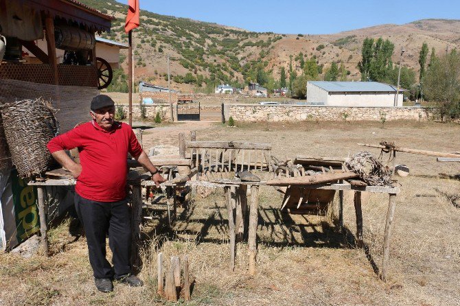 Eski Eşyaları Toplayarak Bulduğu Moralle Kanseri Yendi