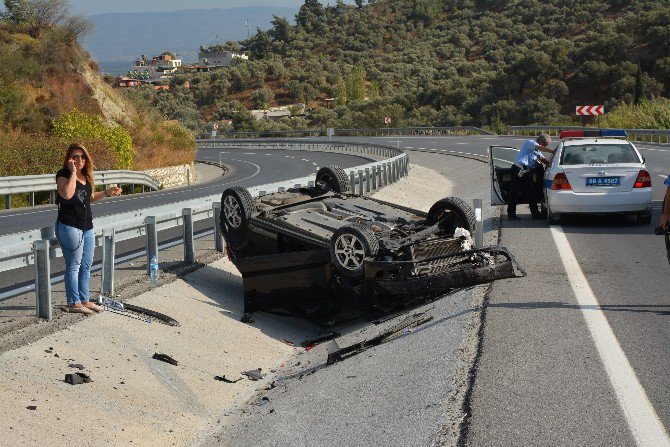 Söke’de Takla Atan Aracın Kadın Sürücüsünü Emniyet Kemeri Kurtardı