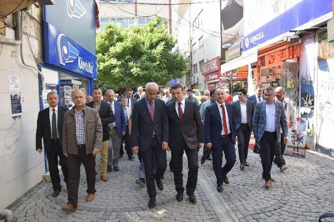 Çsgb Bakan Yardımcısı Ak Parti Kırıkkale İl Başkanlığı’na Ziyaret