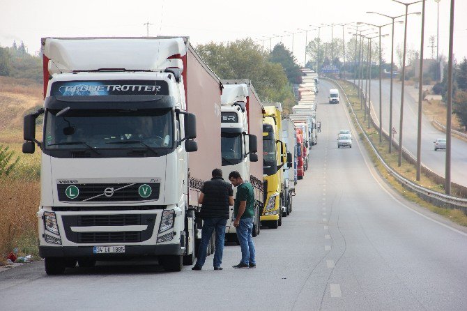 Kapıkule’de Tır Kuyruğu Eridi