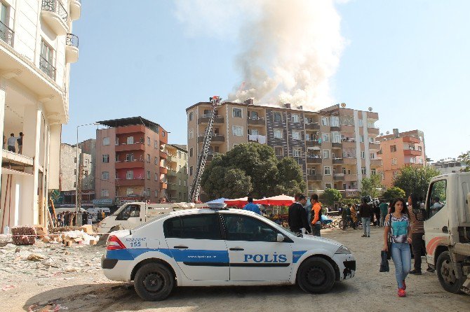 Iğdır’da Korkutan Yangın