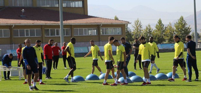 Kayserispor, Beşiktaş Maçının Hazırlıklarını Sürüyor