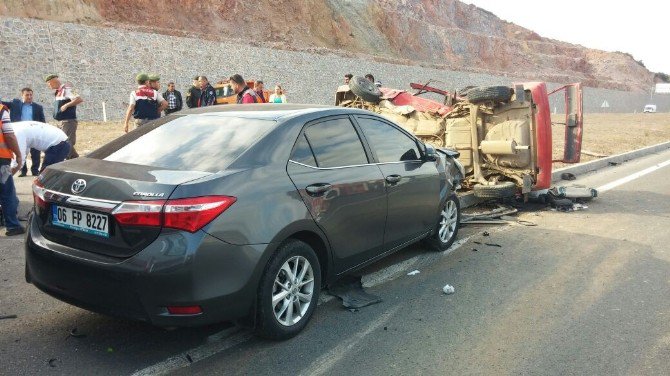 Balıkesir’de Trafik Kazası: 6 Yaralı