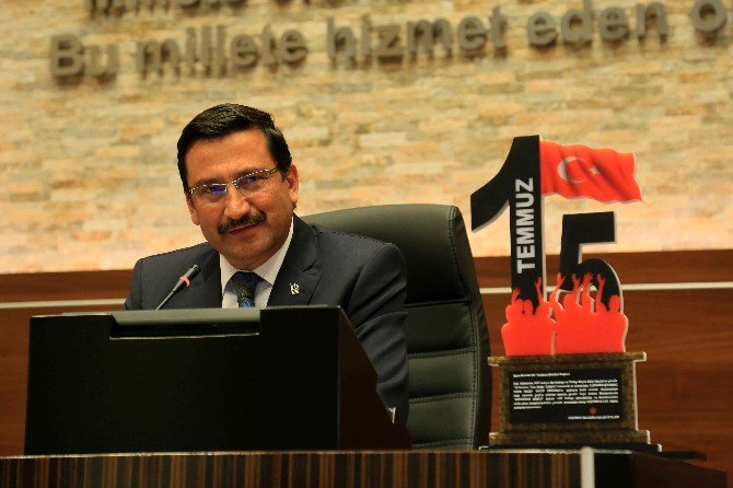 Başkan Ak’a 15 Temmuz Milli İrade Günü Anısına Plaket