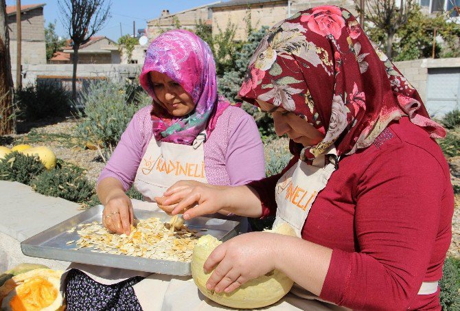 Uçhisarlı Kadınlar Ev Üretimleri İle Ekonomik Özgürlüklerine Kavuştu