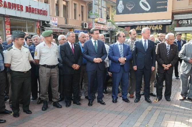 Çaycuma’da Vatandaşlara Aşure Dağıtıldı