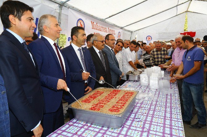 Büyükşehir Aşure Geleneğini Sürdürüyor