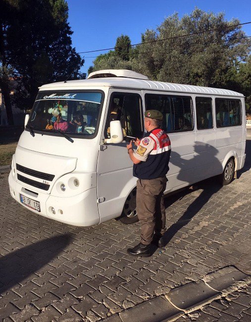 Jandarmadan Öğrenci Servislerine Denetim