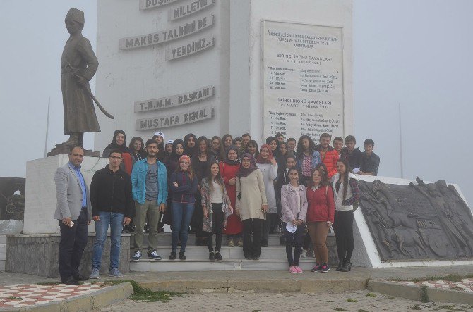 Bozüyük Belediyesi’nden Üniversite Öğrencilerine “İlçemize Hoşgeldiniz, Tanıtım Gezisi”