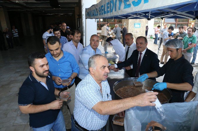 Pamukkale Belediyesi’nden 2 Bin Kişilik Aşure Dağıtımı