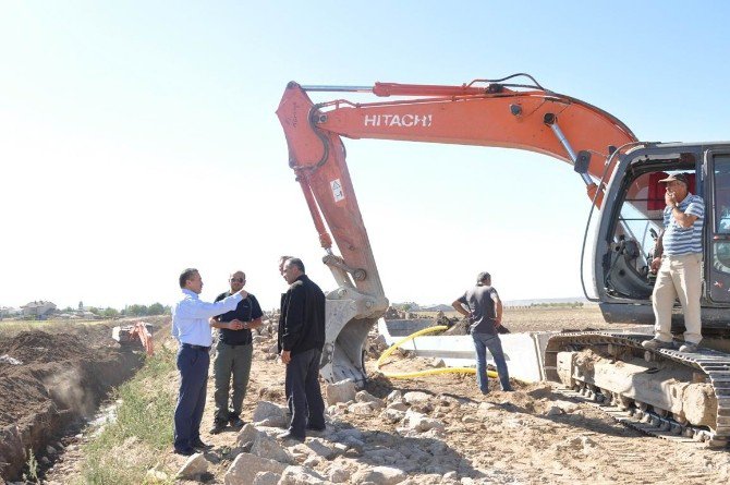 Başkan Tutal, Dere Islah Çalışmalarını İnceledi