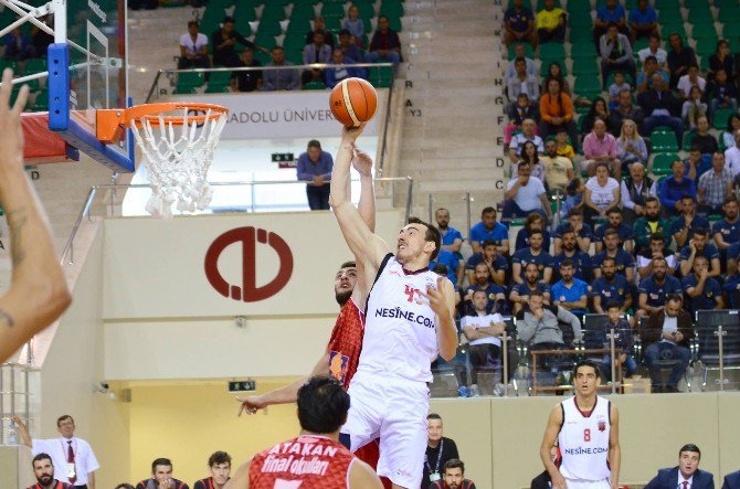 Nesine.com Eskişehir Basket, Sakarya Deplasmanında