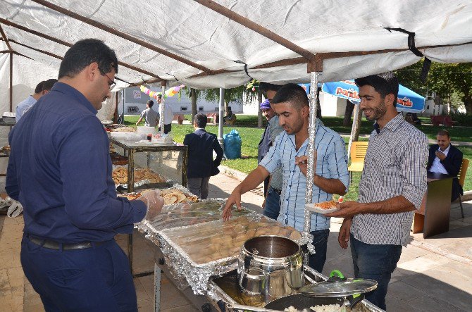 Siverek’te İhtiyaç Sahibi Öğrenciler Yararına Kermes