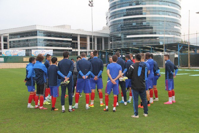 Karabükspor, 9 Eksikle Adanaspor’a Hazırlanıyor