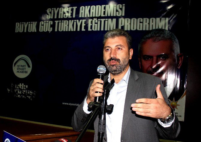 Tbmm Başkanvekili Aydın Siyaset Akademisinin İlk Dersini Verdi