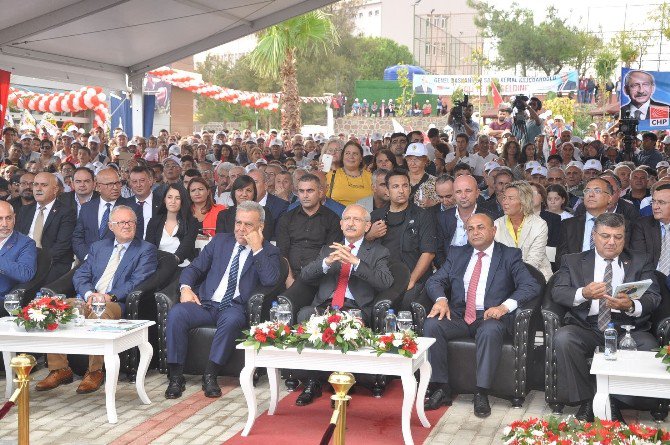 Kılıçdaroğlu: ’’İzmir, Dünyanın Dikkatle İzlediği Kentlerden Birisi’’