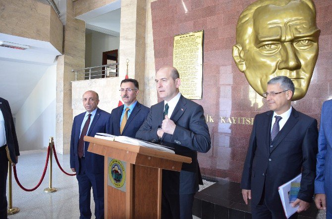 İçişleri Bakanı Soylu’dan Canlı Bombaların Kendilerini Patlatmasıyla İlgili Açıklama: